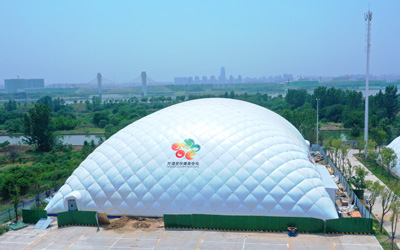 頂層膜建筑倉(cāng)管的方案增加了頂層廢置空間的利用率